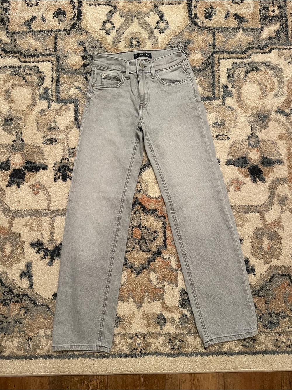 Aeropostale Light Gray Low Rise Baggy Jeans